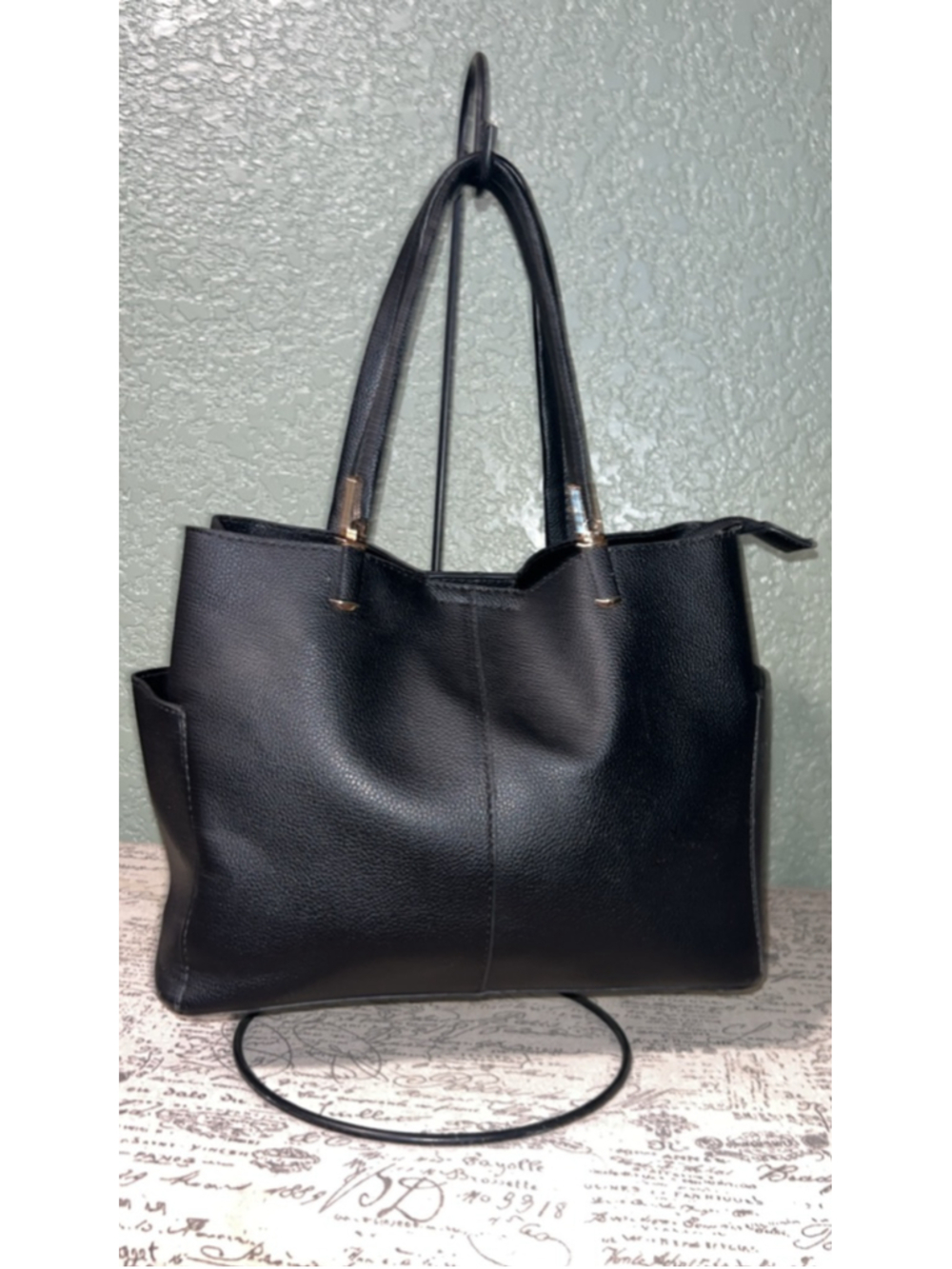 Women's Unbranded Black Tote Bag One Size with Gold Accents - Picture 3 of 6